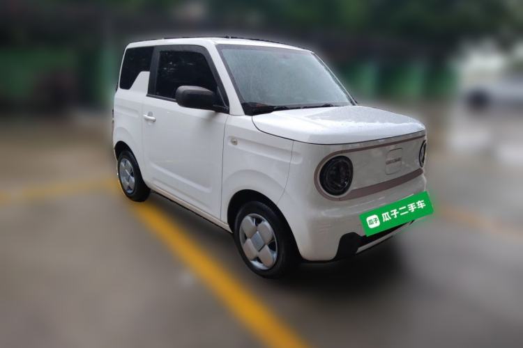 Used Geely Galaxy Panda 2024 Panda Mini 200km Endurance Bear Front Right 45 Deg
