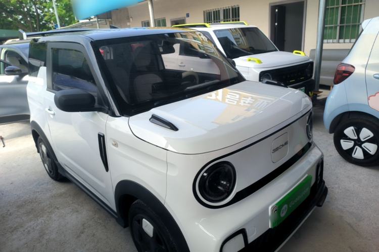 Used Geely Galaxy Panda 2024 200km Panda Kart Front Right 45 Deg