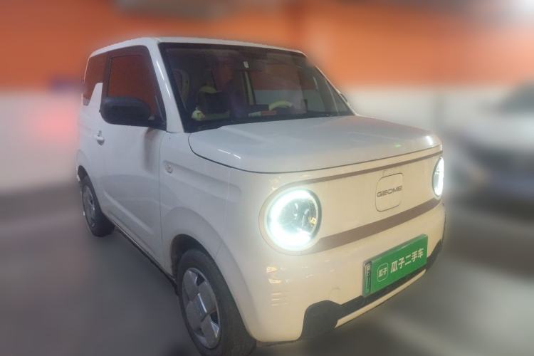 Used Geely Galaxy Panda 2024 Panda Mini 200km Endurance Bear Front Right 45 Deg