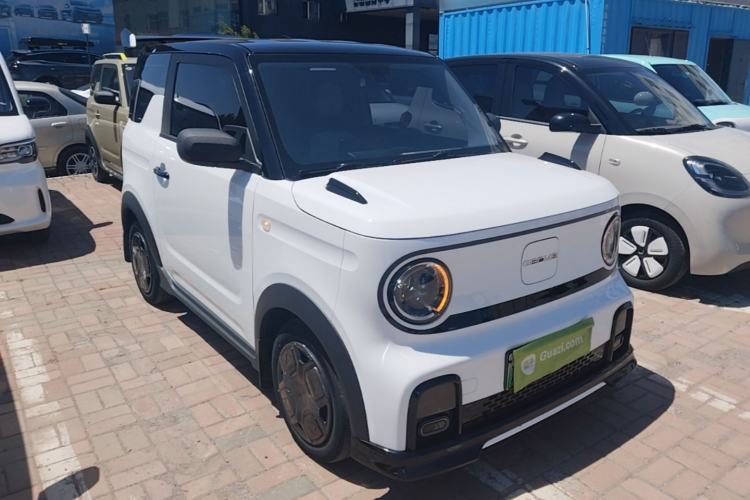 Used Geely Galaxy Panda 2024 200km Panda Kart Front Right 45 Deg