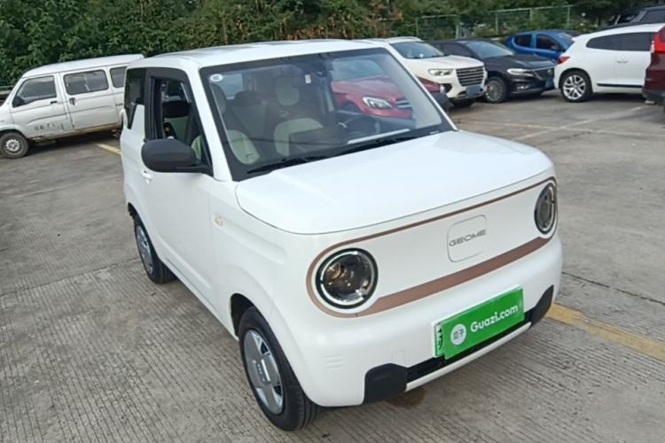 Used Geely Galaxy Panda 2024 Panda Mini 200km Longteng PRO Edition Front Right 45 Deg