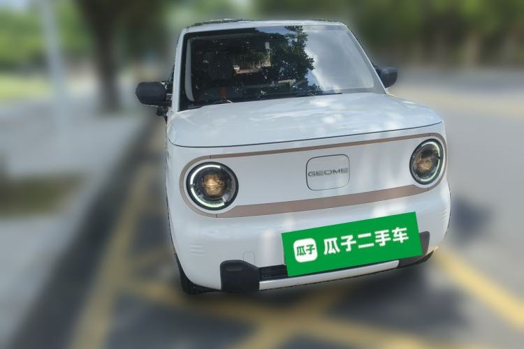 Used Geely Galaxy Panda 2024 Panda Mini 200km Longteng PRO Edition Front Right 45 Deg