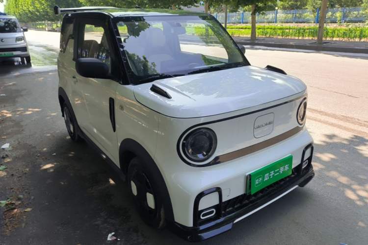 Used Geely Galaxy Panda 2024 200km Panda Kart Front Right 45 Deg
