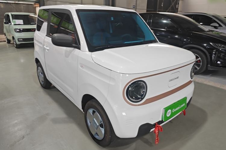 Used Geely Galaxy Panda 2024 Panda Mini 200km Endurance Bear Front Right 45 Deg