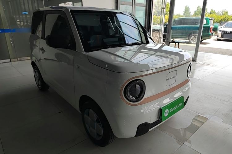 Used Geely Galaxy Panda 2024 Panda Mini 200km Endurance Bear Front Right 45 Deg