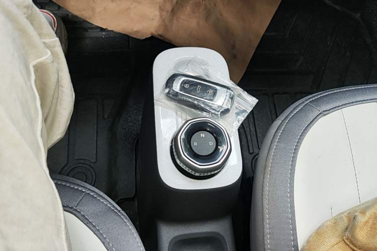 Used Geely Galaxy Panda 2024 200km Panda Kart Gear Lever
