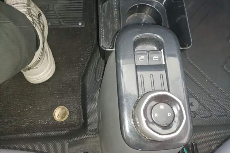 Used Geely Galaxy Panda 2024 200km Panda Rider Gear Lever