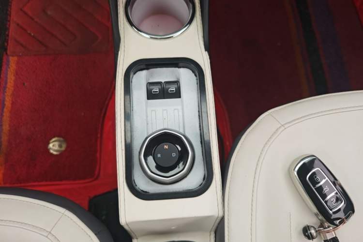 Used Geely Galaxy Panda 2024 200km Panda Rider Gear Lever