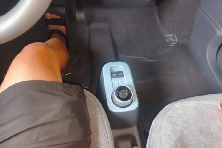 Used Geely Galaxy Panda 2024 Panda Mini 200km Longteng PRO Edition Gear Lever