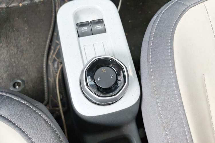 Used Geely Galaxy Panda 2024 200km Panda Kart Gear Lever