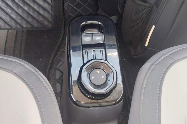 Used Geely Galaxy Panda 2024 200km Panda Kart Gear Lever