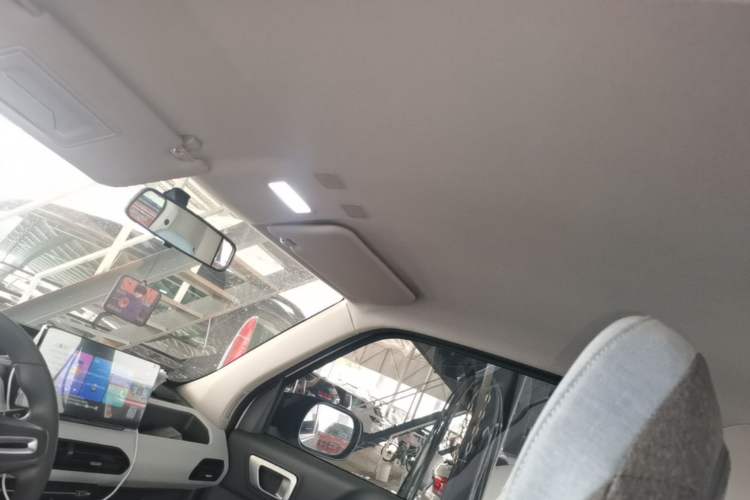 Used Geely Galaxy Panda 2024 Panda Mini 200km Endurance Bear Headliner