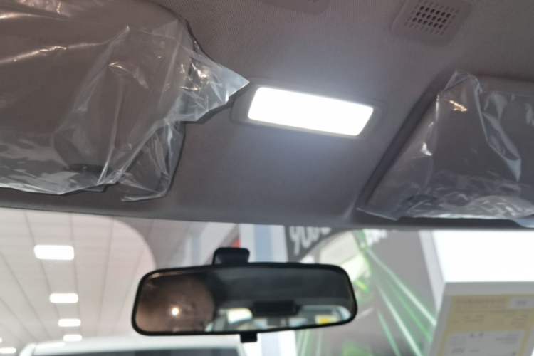 Used Geely Galaxy Panda 2024 Panda Mini 200km Endurance Bear Headliner