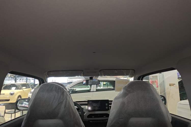Used Geely Galaxy Panda 2024 Panda Mini 200km Endurance Bear Headliner