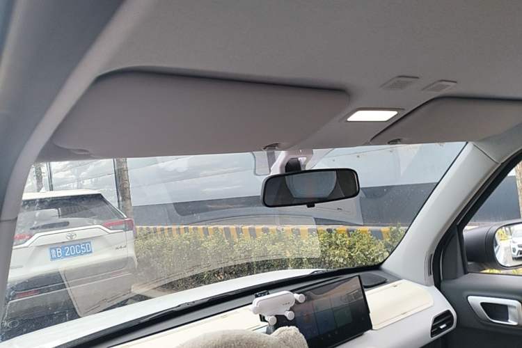 Used Geely Galaxy Panda 2024 Panda Mini 200km Endurance Bear Headliner