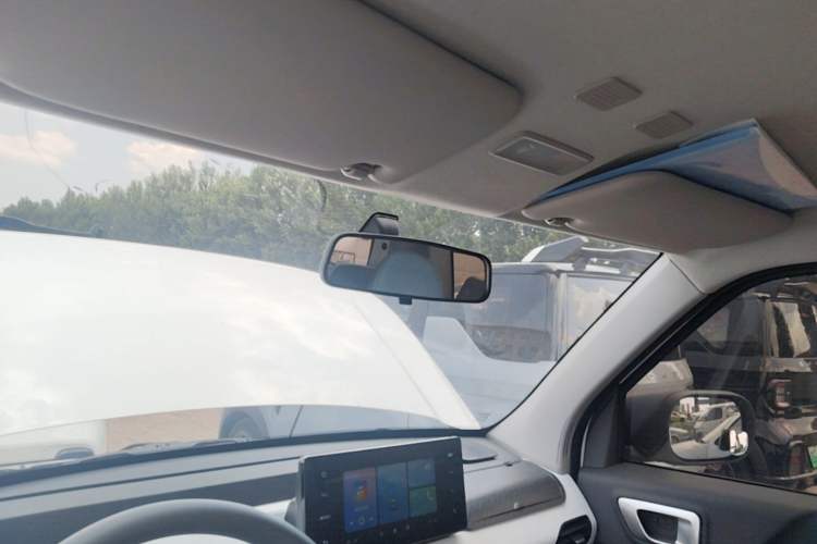 Used Geely Galaxy Panda 2024 Panda Mini 200km Endurance Bear Headliner