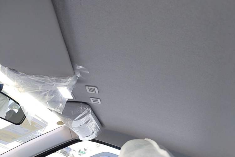 Used Geely Galaxy Panda 2024 Panda Mini 200km Endurance Bear Headliner