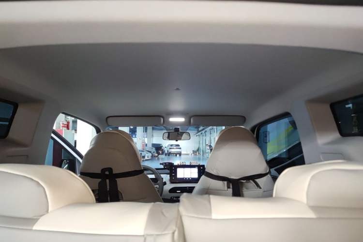 Used Geely Galaxy Panda 2024 Panda Mini 200km Endurance Bear Headliner