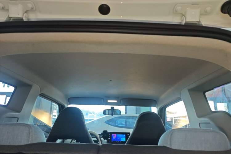 Used Geely Galaxy Panda 2024 Panda Mini 200km Endurance Bear Headliner