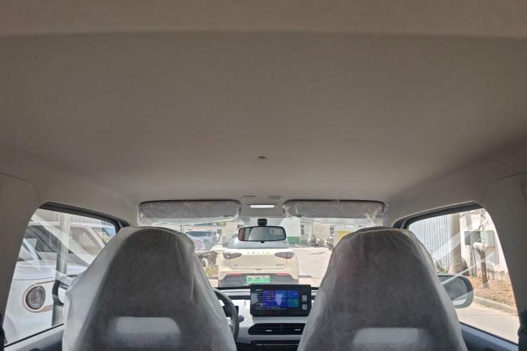 Used Geely Galaxy Panda 2024 Panda Mini 200km Endurance Bear Headliner