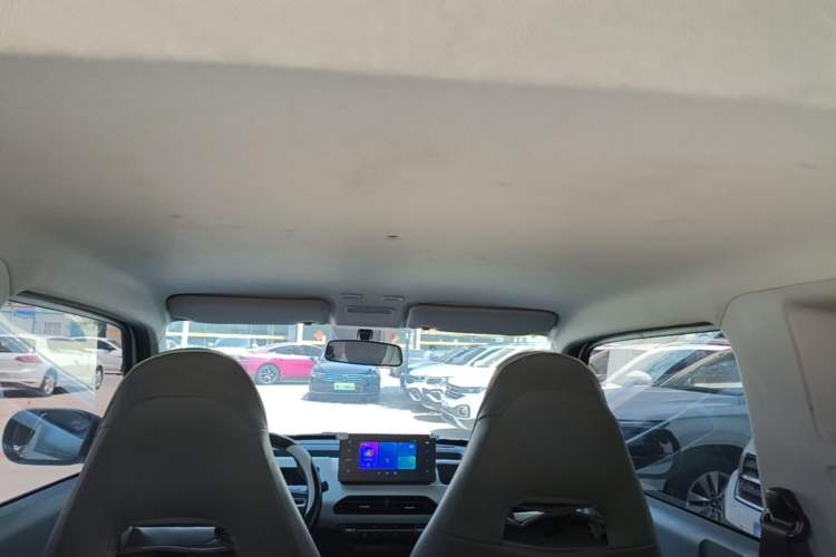 Used Geely Galaxy Panda 2024 Panda Mini 200km Endurance Bear Headliner