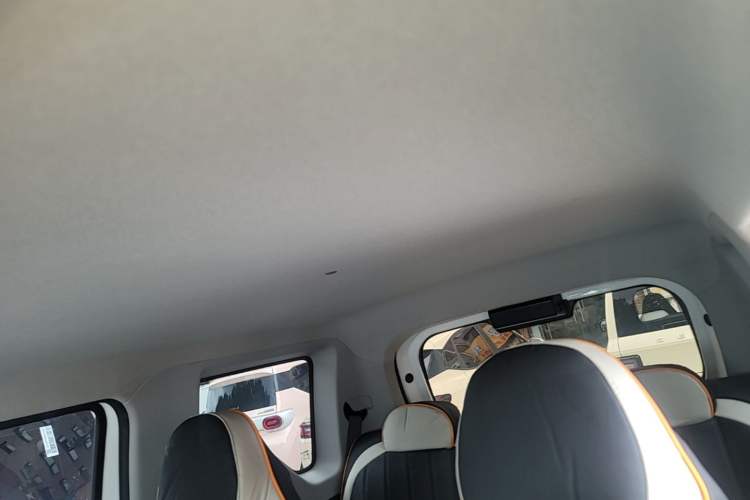 Used Geely Galaxy Panda 2024 Panda Mini 200km Endurance Bear Headliner