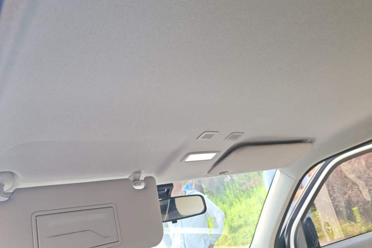 Used Geely Galaxy Panda 2024 Panda Mini 200km Endurance Bear Headliner