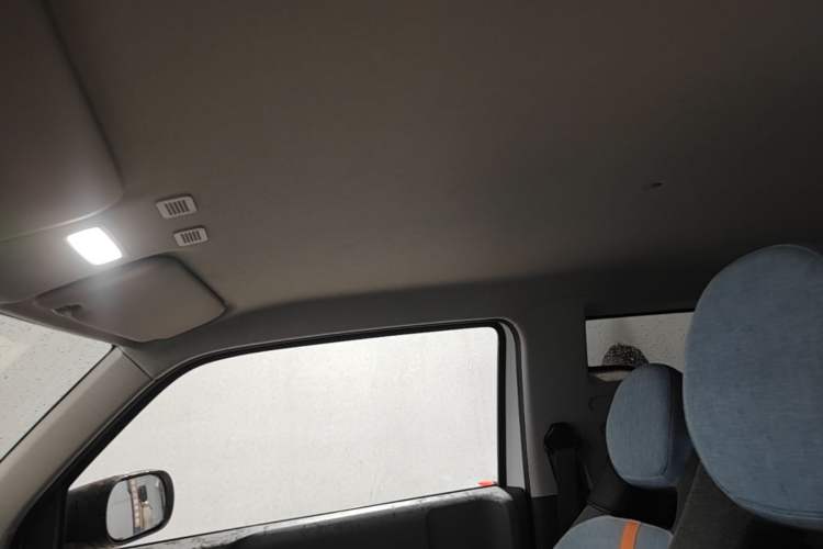 Used Geely Galaxy Panda 2024 Panda Mini 200km Endurance Bear Headliner