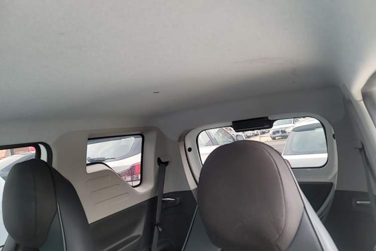 Used Geely Galaxy Panda 2024 Panda Mini 200km Endurance Bear Headliner