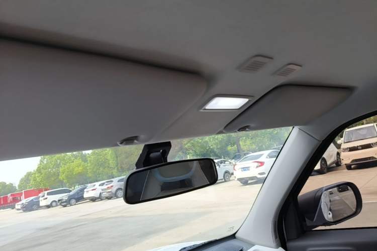 Used Geely Galaxy Panda 2024 Panda Mini 200km Endurance Bear Headliner