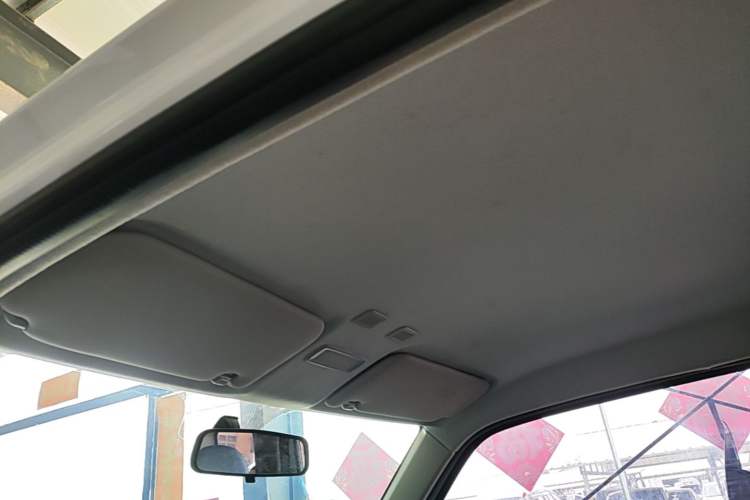 Used Geely Galaxy Panda 2024 Panda Mini 200km Endurance Bear Headliner