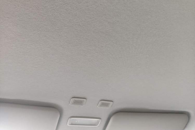 Used Geely Galaxy Panda 2024 Panda Mini 200km Endurance Bear Headliner