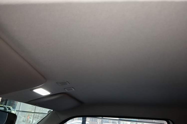 Used Geely Galaxy Panda 2024 Panda Mini 200km Endurance Bear Headliner