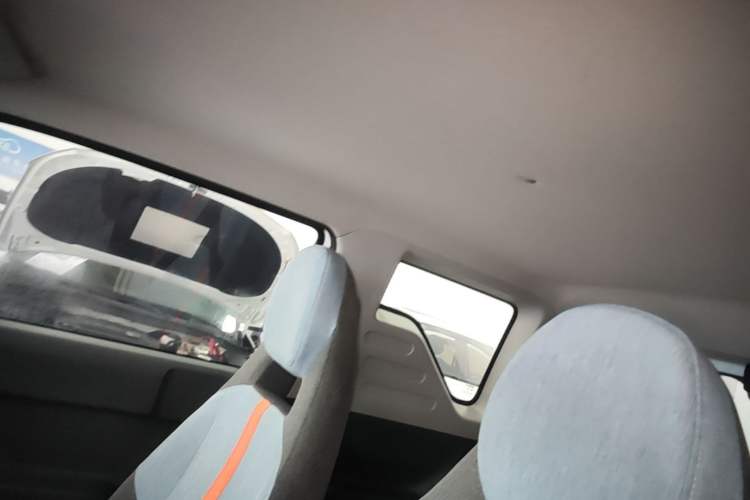 Used Geely Galaxy Panda 2024 Panda Mini 200km Endurance Bear Headliner