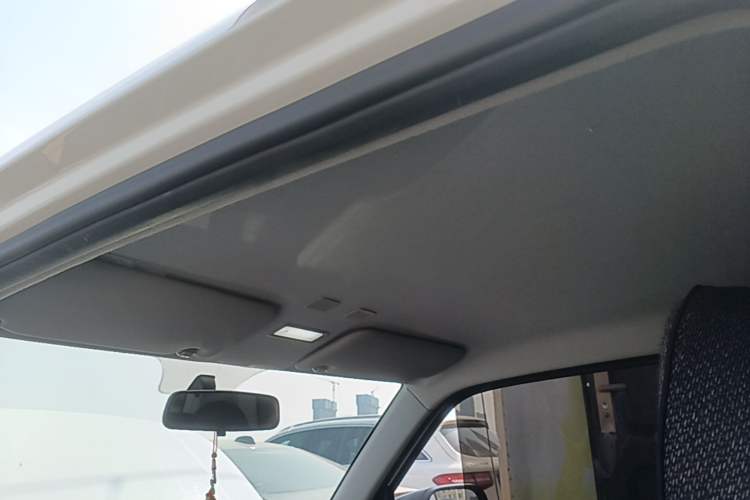 Used Geely Galaxy Panda 2024 Panda Mini 200km Endurance Bear Headliner