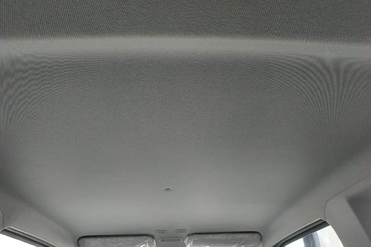 Used Geely Galaxy Panda 2024 Panda Mini 200km Endurance Bear Headliner