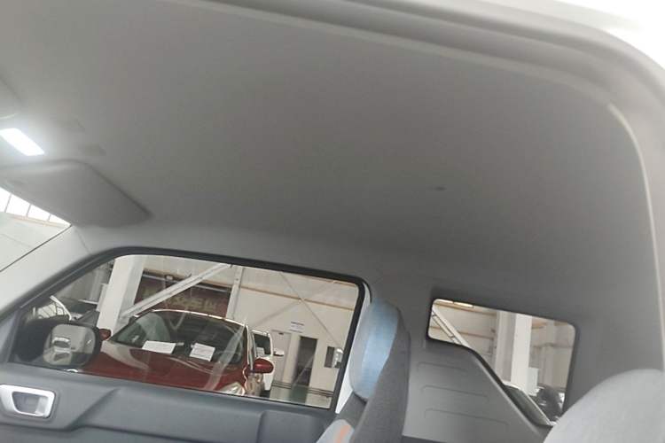 Used Geely Galaxy Panda 2024 Panda Mini 200km Endurance Bear Headliner