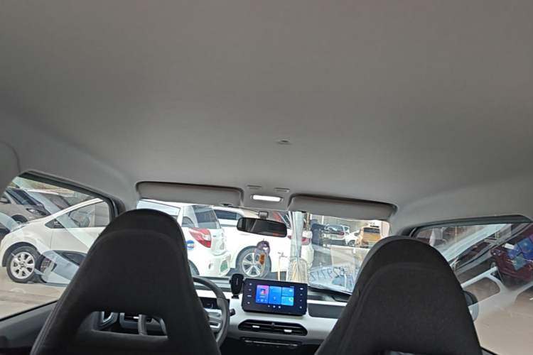 Used Geely Galaxy Panda 2024 Panda Mini 200km Endurance Bear Headliner