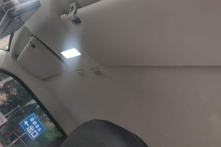 Used Geely Galaxy Panda 2024 Panda Mini 200km Endurance Bear Headliner