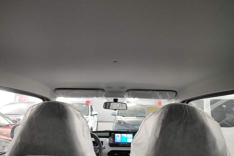 Used Geely Galaxy Panda 2024 Panda Mini 200km Endurance Bear Headliner