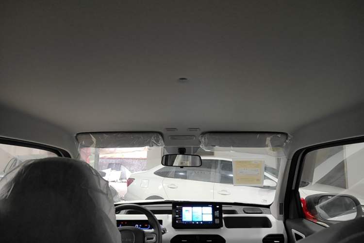 Used Geely Galaxy Panda 2024 Panda Mini 200km Endurance Bear Headliner