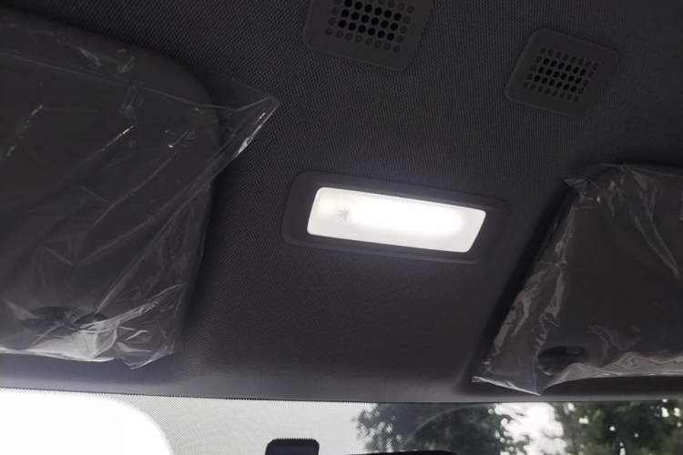 Used Geely Galaxy Panda 2024 Panda Mini 200km Endurance Bear Headliner