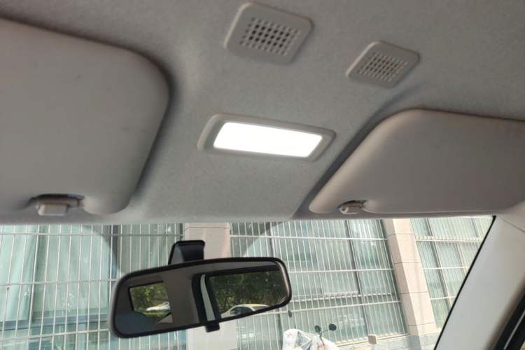 Used Geely Galaxy Panda 2024 Panda Mini 200km Endurance Bear Headliner