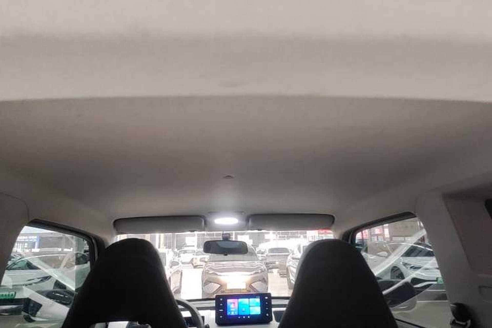 Used Geely Galaxy Panda 2024 Panda Mini 200km Endurance Bear Headliner