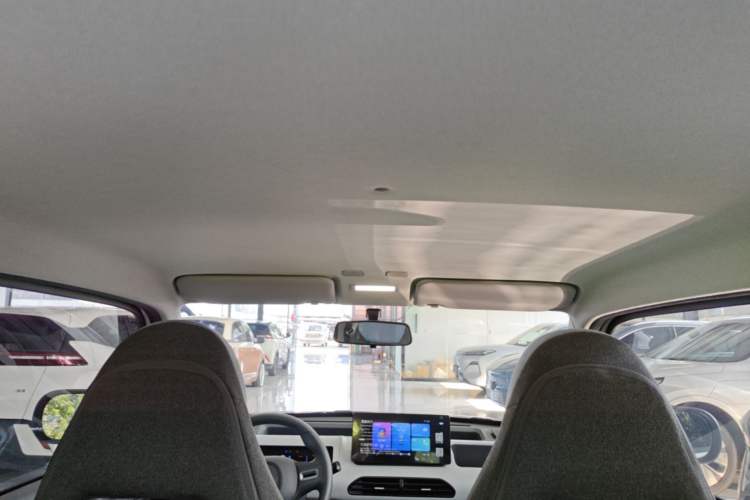 Used Geely Galaxy Panda 2024 Panda Mini 200km Endurance Bear Headliner