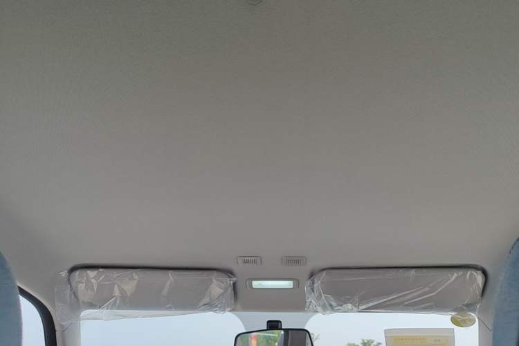 Used Geely Galaxy Panda 2024 Panda Mini 200km Endurance Bear Headliner