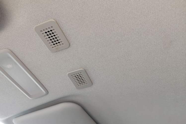 Used Geely Galaxy Panda 2024 Panda Mini 200km Endurance Bear Headliner