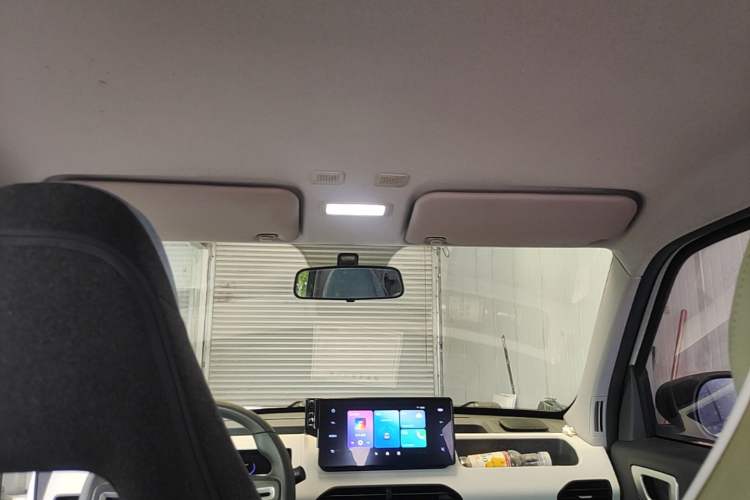 Used Geely Galaxy Panda 2024 Panda Mini 200km Endurance Bear Headliner