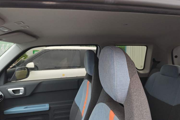 Used Geely Galaxy Panda 2024 Panda Mini 200km Endurance Bear Headliner