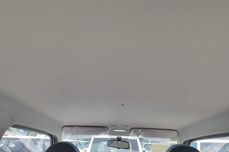 Used Geely Galaxy Panda 2024 Panda Mini 200km Endurance Bear Headliner